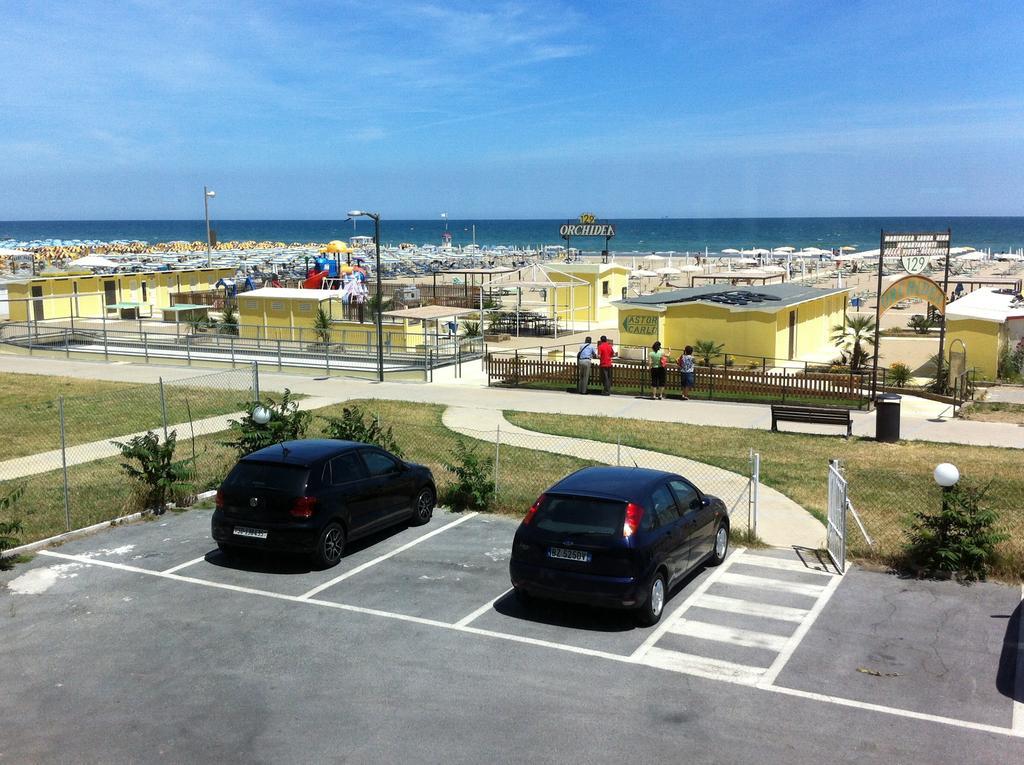 Hotel Astor Rimini Eksteriør bilde