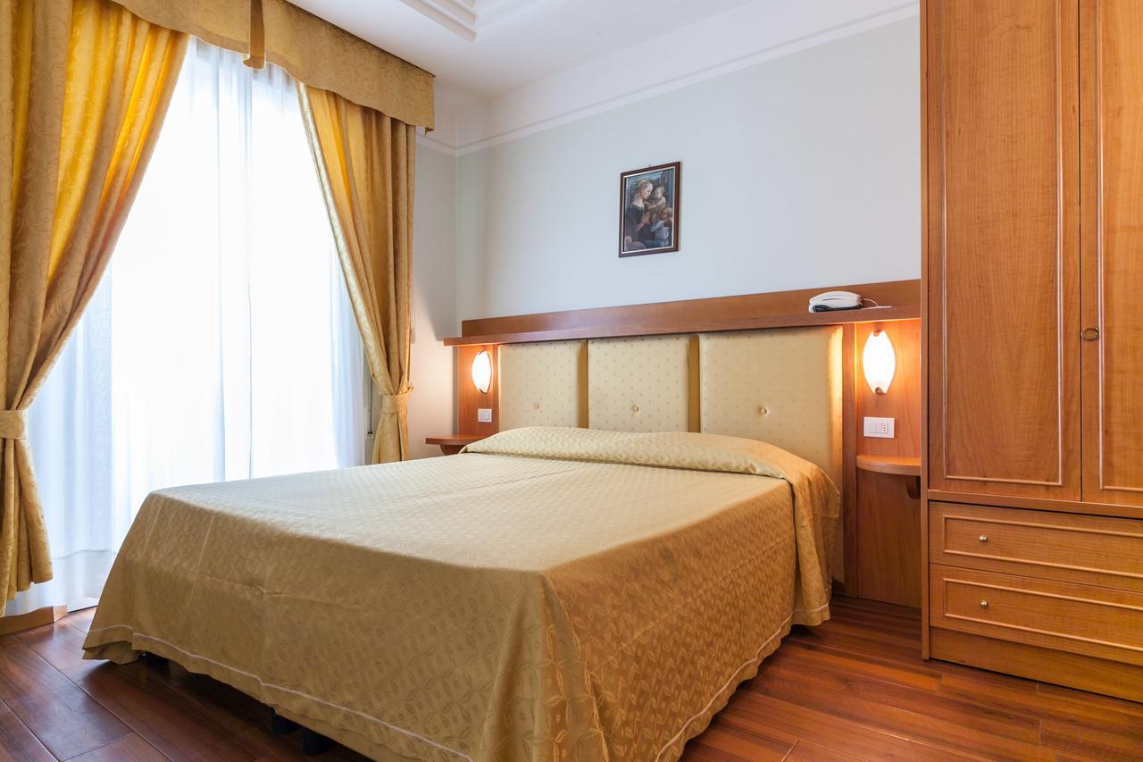 Hotel Astor Rimini Eksteriør bilde
