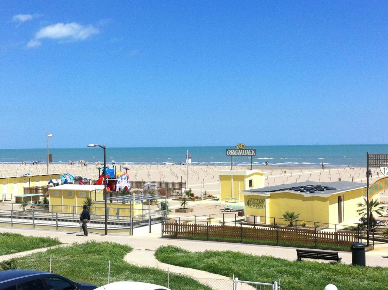 Hotel Astor Rimini Eksteriør bilde