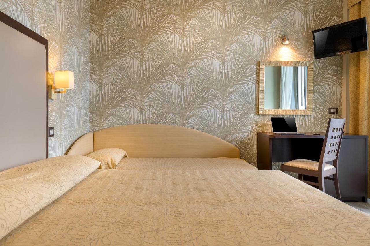 Hotel Astor Rimini Eksteriør bilde